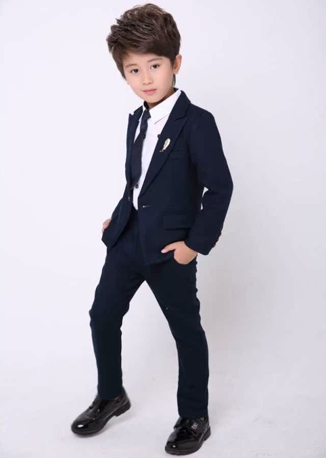 Suit Flower Boy ăn mặc Set Big Spring Kids ăn mặc trai nhỏ Boy Thu / Đông Thêm Velvet hoa Kids.