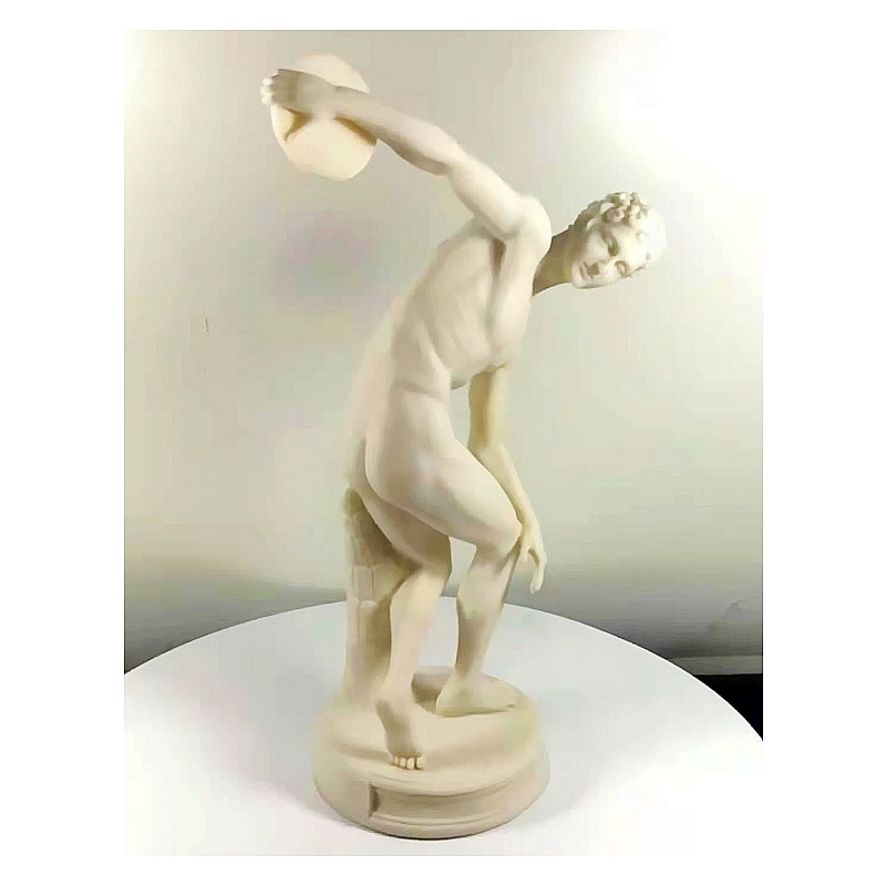 (Veroni legend adorned with the decoration of the pendulum) Milone Classic Sculpture Replica-the tossing discus throwler white version