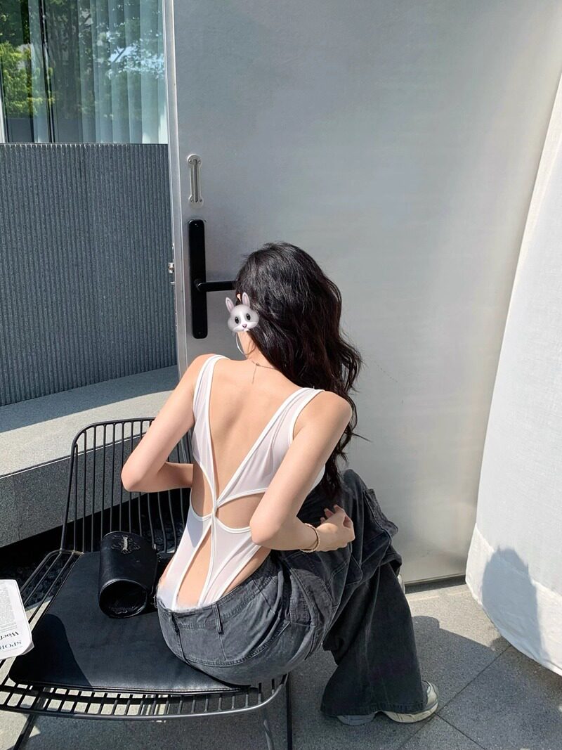Боди/брюки 夏季辣妹纯欲性感美背百搭女款小吊带连衣背心修身显瘦一体带胸垫