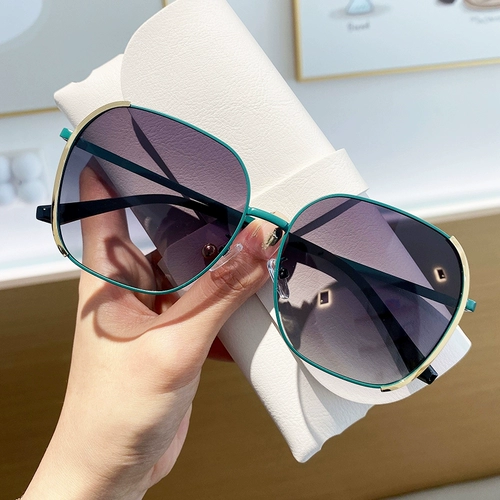 Зеленые модные очки на солнечной энергии, коллекция 2022, по фигуре, в корейском стиле, защита от ультрафиолета