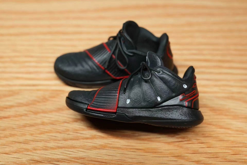 1/6 Paul 11 Joe Johnson Soldier Basketball Shoes