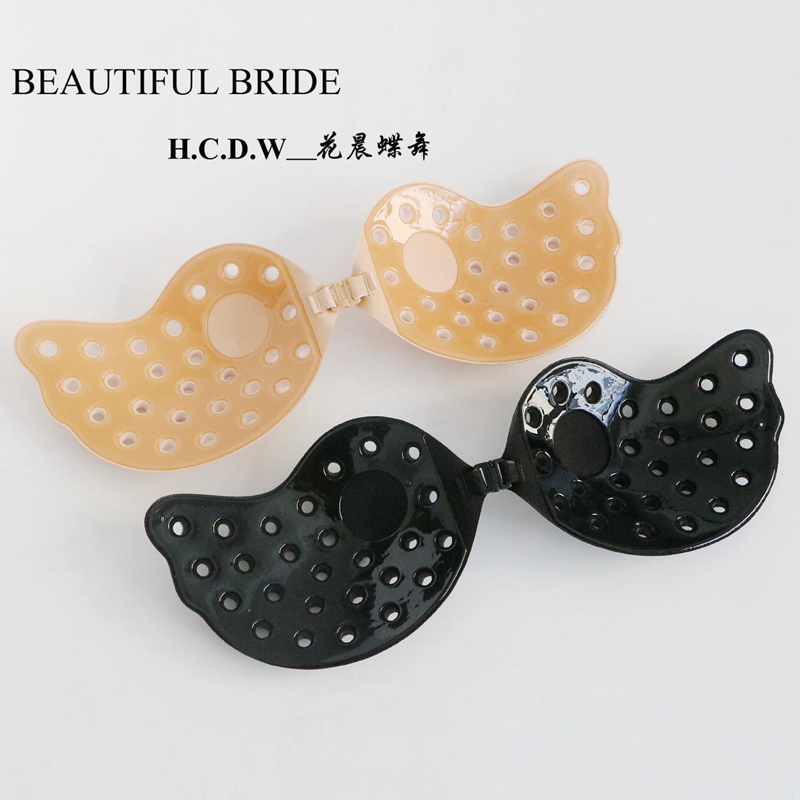 Ngực dán ảnh cưới mùa hè rỗng thoáng khí ngực nhỏ vô hình tập hợp trên đỉnh của phần mỏng của cô dâu chống trượt sữa dán các loại đồ lót
