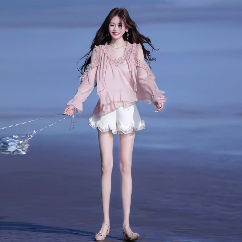 Gentle Style Ruffled V-Neck Off-Shoulder Long-Sleeve Pink Shirt for Women, Summer Niche Design, Loose Sun-Protective Top
