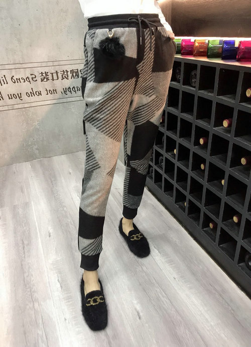 Mùa đông 2018 hàng mới châu Âu quần tây nữ thun eo dây dày phiên bản Hàn Quốc của quần lửng nhỏ chân quần len lông thủy triều quần nữ mặc nhà 