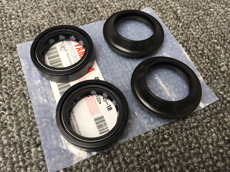 Yamaha nguyên bản JYM125 YBR giảm xóc trước dầu / niêm phong phuộc trước / nắp che bụi - Xe máy Bumpers 	giá giảm xóc xe máy airblade