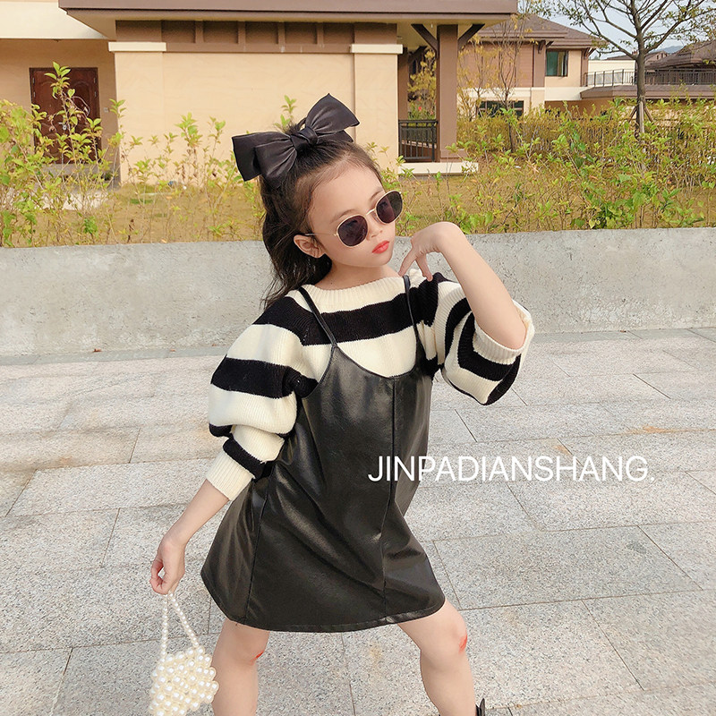 Children's clothing, girls' Western style suits, children's spring and autumn sweaters, knitted sweaters, PU leather, baby bag skirts, fashionable Korean version, two-piece fashion