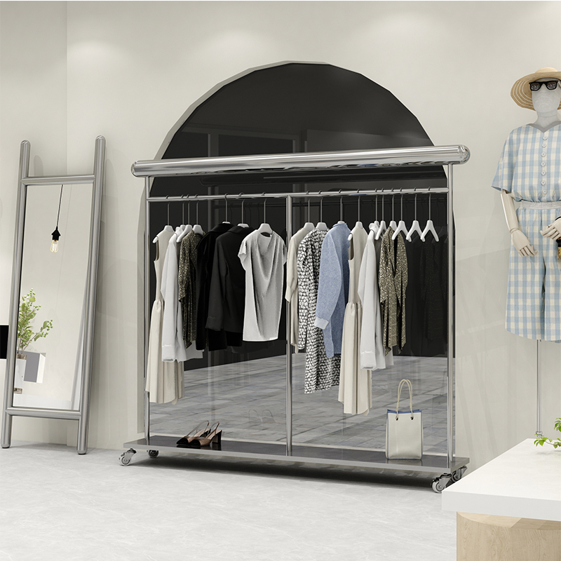 Clothing store display rack with wheels floor-mounted new clothes rail men and women fashion store Nakajima shelf display props