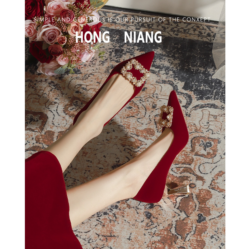 Wedding Shoes for Women 2026 New Style Xiuhe Wedding Dress Dual-Wear Bridal Shoes with Thick Heels That Are Not Tiring for the Feet, Engagement Red High Heels, Stunningly Beautiful