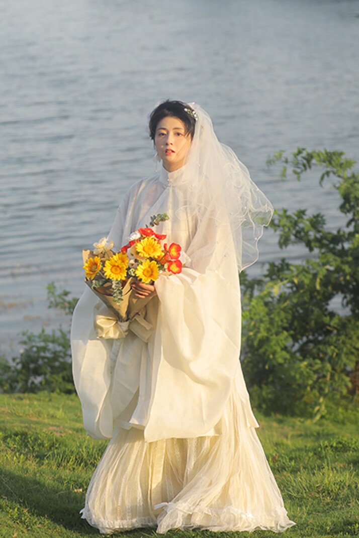 Eighteen-year-old overskirt original lace bow outside the skirt can be worn with Hanfu fashion horse face anti-spot