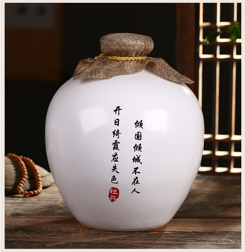 More than 10 jins to jingdezhen ceramic wine bottle is empty jars household seal hip little expressions using bottle bottle wine