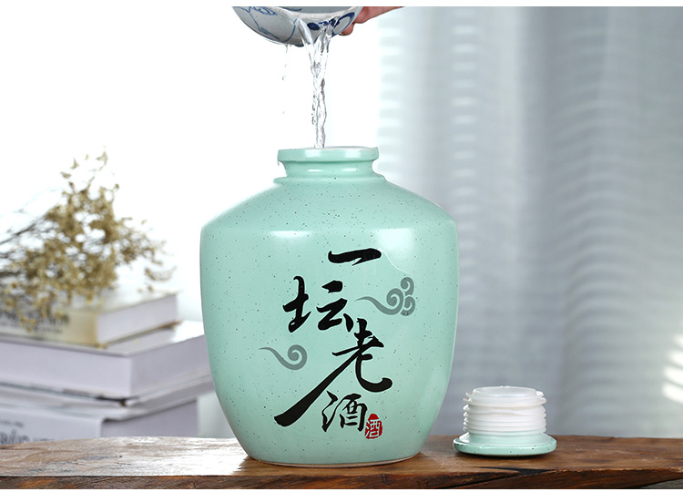 Number 5 jins of jingdezhen ceramic wine jar household hip flask wine bottle seal storage bottle wine bottle is empty