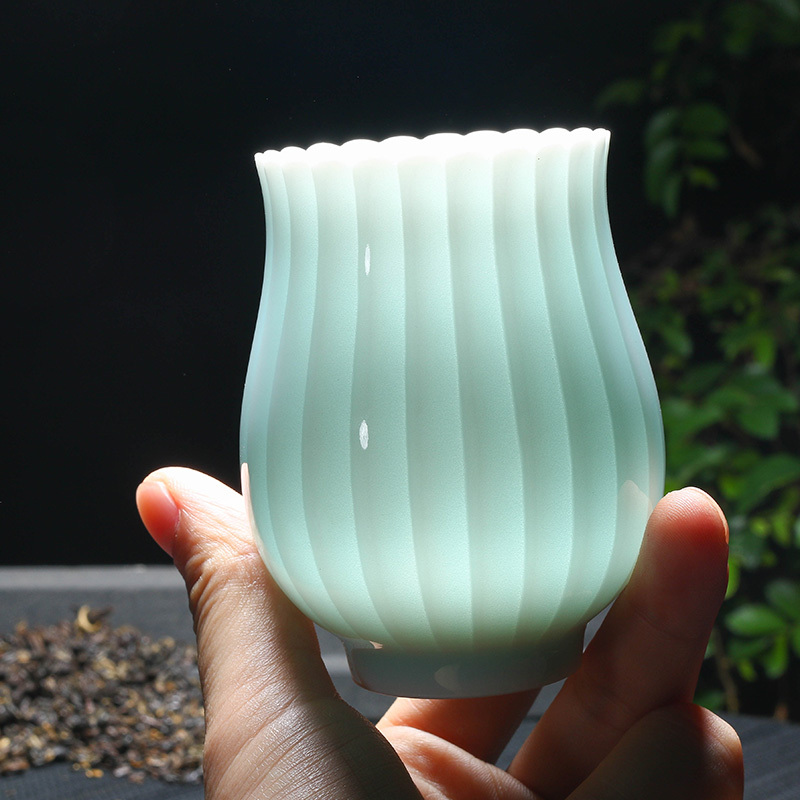 Checking pottery master cup of jingdezhen ceramic cups shadow blue glaze sample tea cup single cup cup contracted a cup of tea