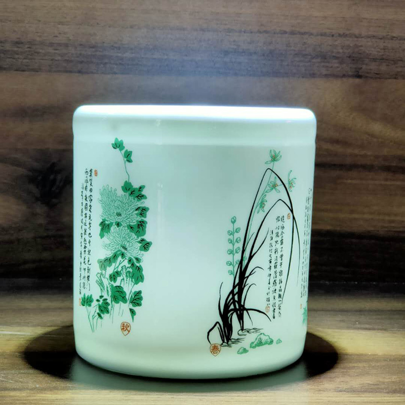 Jingdezhen porcelain brush pot study stationery large brush pot promotional price point peach blossom put water brush pot