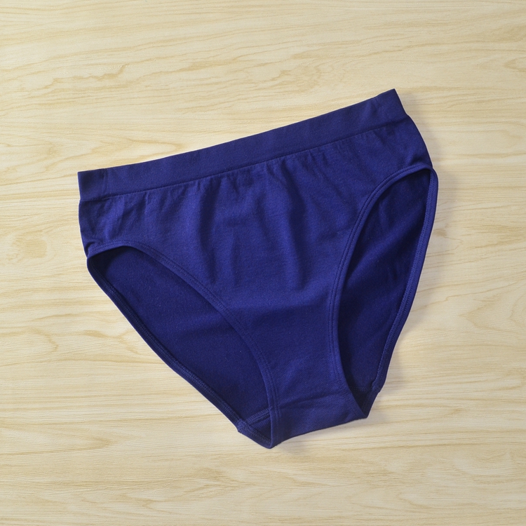 Quần lót bó sát co giãn của phụ nữ mềm mại như vớ. Đàn ông Unisex cũng có thể mặc quần lót. do lot nu
