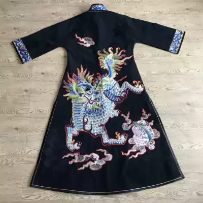 Cloud decoration totem 2021 original ethnic style women's hand embroidery Old embroidery Kirin Tuyu book casual long jacket