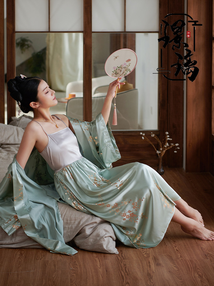 Glazed Original Improved Song-making State Wind Han clothes Sleeping Skirt Loose Gufeng Emulation Silk Pyjamas home to the Spring Summer Girl