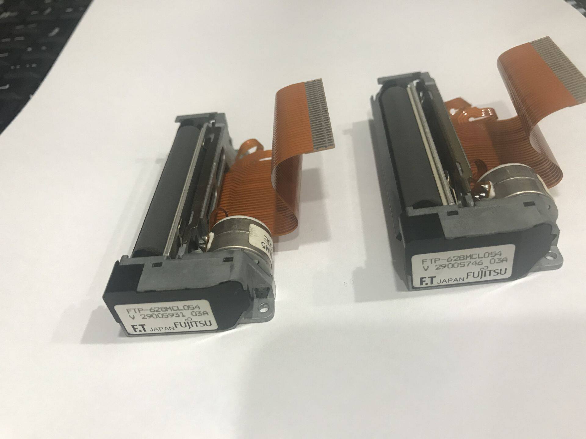 Original installed Fujitsu FTP-628MCL054 special thermal spray head for storage cabinet