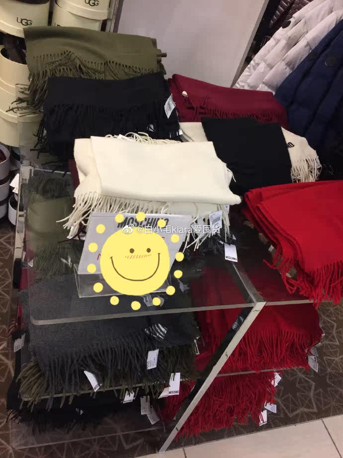 Discount spot American purchase moschino 100% wool scarf made in Italy unisex