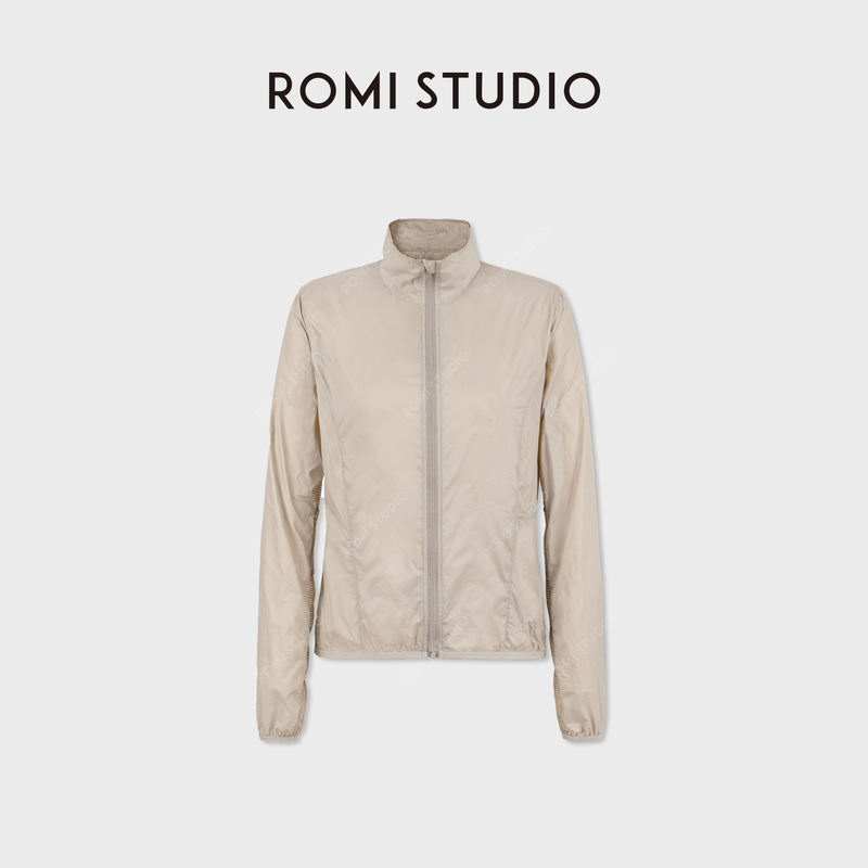 Romi Studio Skin-Feel Lightweight, Thin, Simple and Slim-Fitting Sun Protection Jacket Rwcswd4552