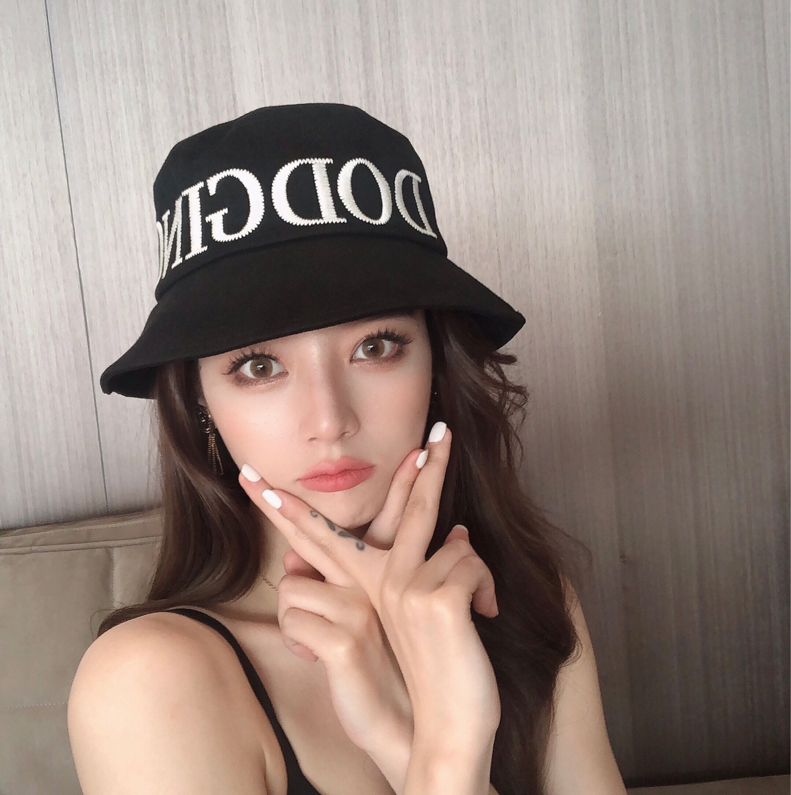 New fashionable letter fisherman hats for Japanese summer, versatile basin hats for men and women, sun hats, and casual hats detail image 3