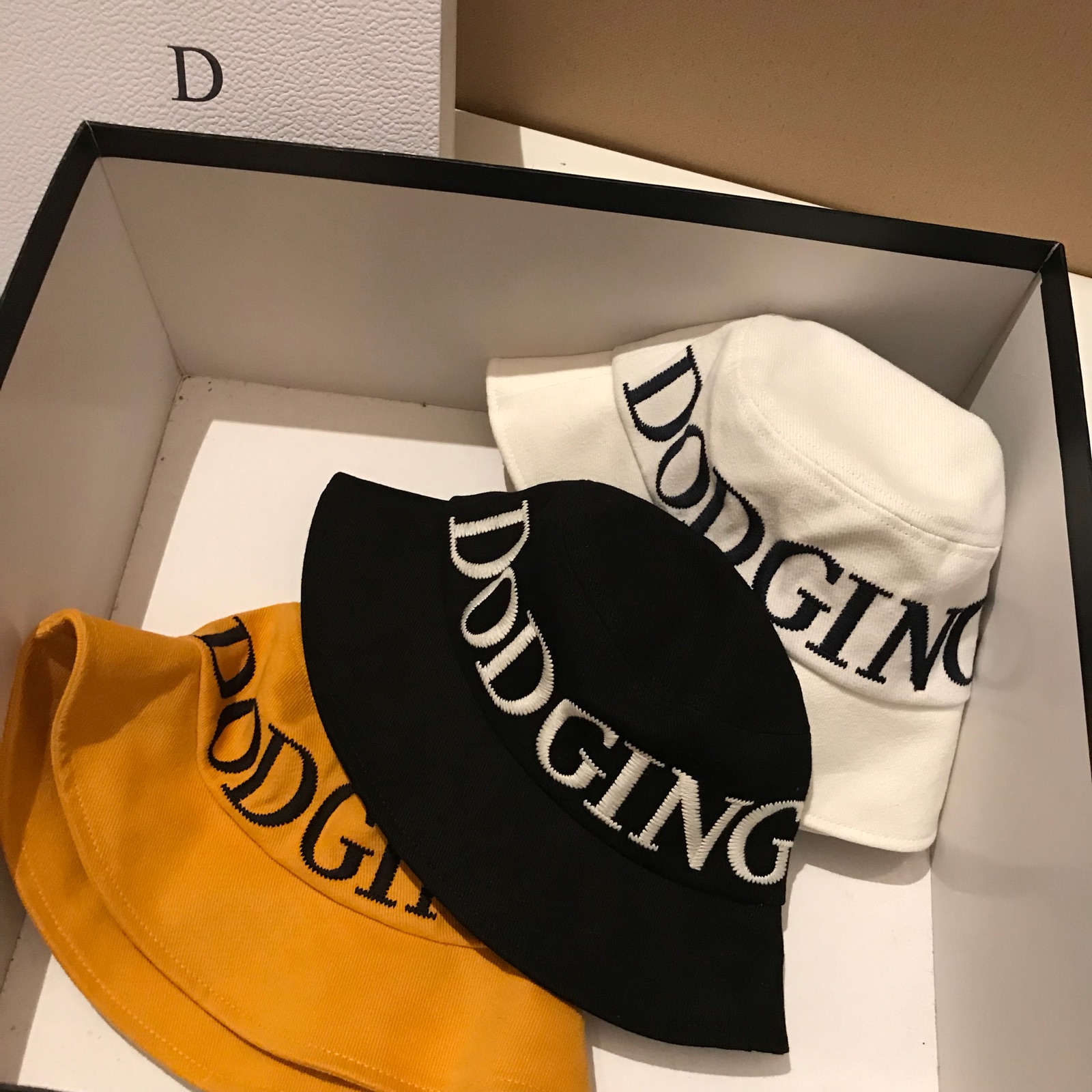 New fashionable letter fisherman hats for Japanese summer, versatile basin hats for men and women, sun hats, and casual hats detail image 6