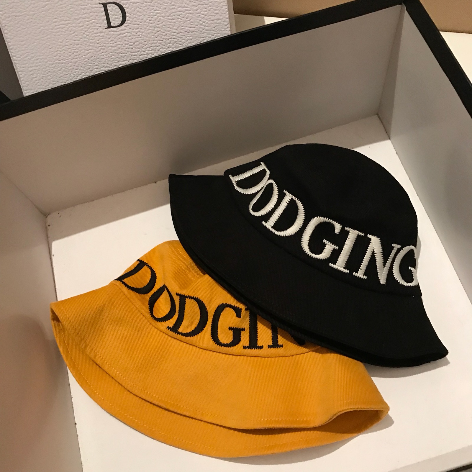 New fashionable letter fisherman hats for Japanese summer, versatile basin hats for men and women, sun hats, and casual hats detail image 11