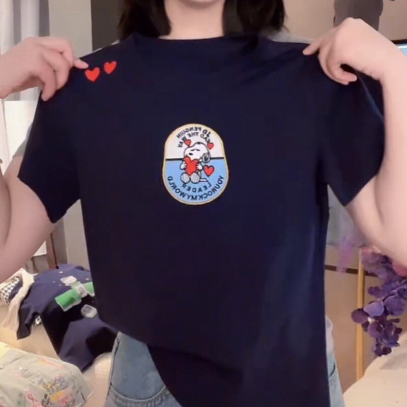 Korean-Style Age-Reducing Snoopy Embroidered Round-Neck Short-Sleeved T-Shirt for Women, New Summer Casual Versatile Slimming Round-Neck Top Korean-Style Age-Reducing Snoopy Embroidered Round-Neck Short-Sleeved T-Shirt for Women, New Summer Casual Versatile Slimming Round-Neck Top