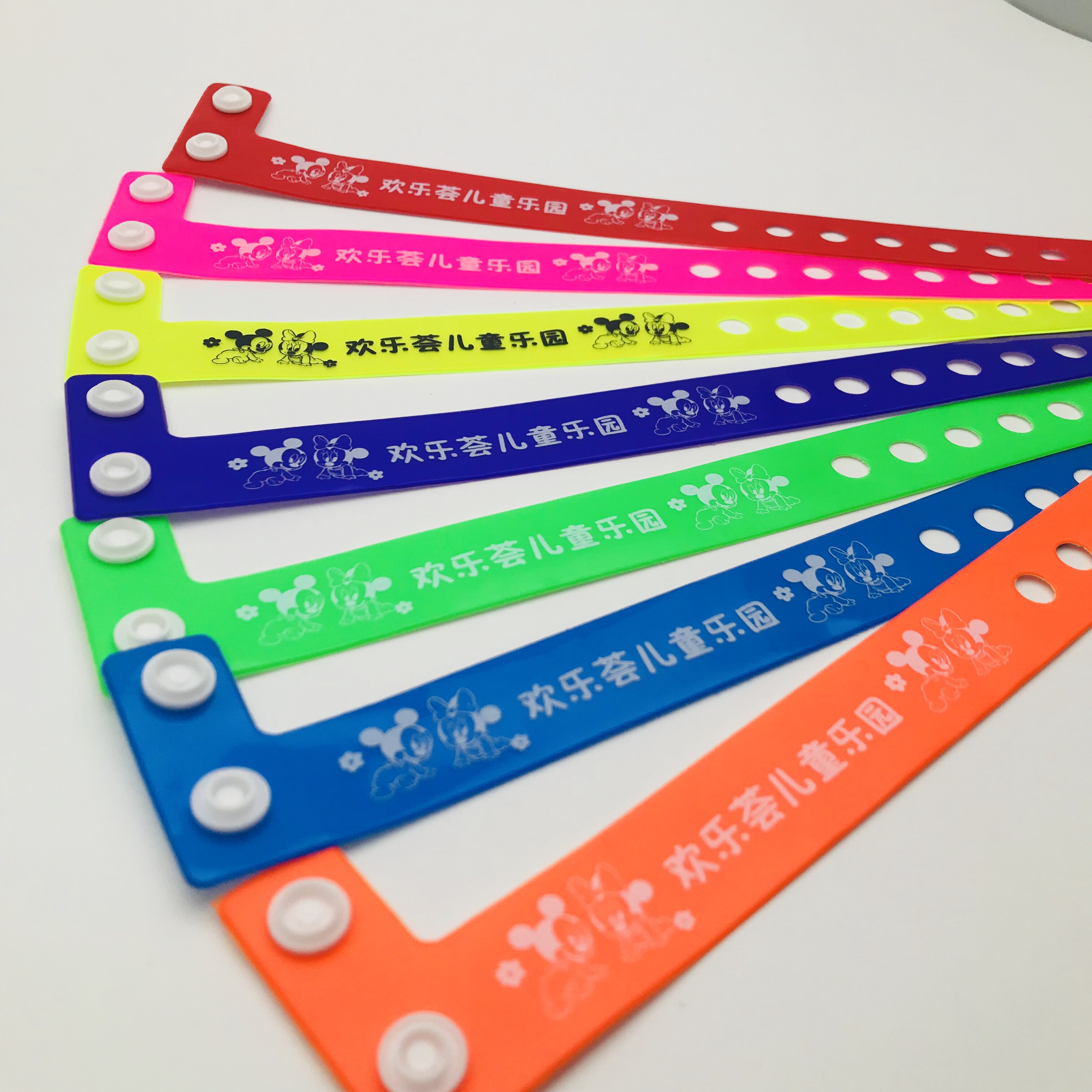 Customize reuse PVC entertainment venue ticket bracelet training session test driving event curation wristband