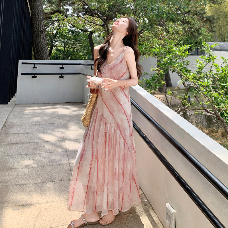 Pregnant Women's Pink Smudged Striped Print Dress, 2026 Summer New Style, French Resort Wear, Elegant Dress Pregnant Women's Pink Smudged Striped Print Dress, 2026 Summer New Style, French Resort Wear, Elegant Dress