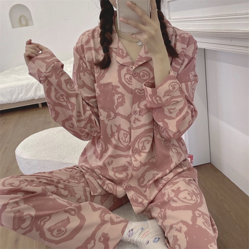 chic day system ~ ghost horse teenage girl lovers pyjamas woman printed thin section long sleeve real silk men's home ju suit suit