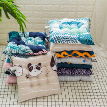 Christmas event gifts 10 yuan daily necessities home department store office cushion to send staff creativity