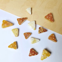 Natural Baltic amber beeswax carvings white wax cheese bracelets accessories pendants that can be punched to leave messages