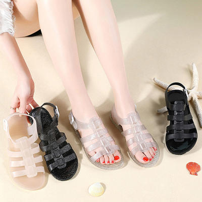 2025 New style sandals for women's summer, flat, transparent crystal shoes, jelly soft soles, casual, nostalgic, retro plastic, water-resistant