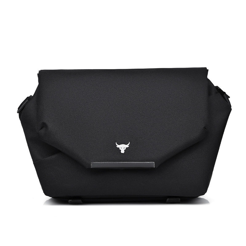 Hong Kong 2022 new messenger bag men's shoulder bag large-capacity portable tide brand messenger bag computer bag tide