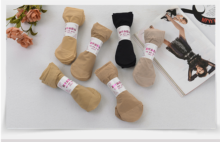 Thuyền vớ vớ nữ vớ dễ thương mỏng phụ nữ thấp để giúp nông miệng bán buôn silicone vô hình trượt cotton phụ nữ bít tất Hàn Quốc