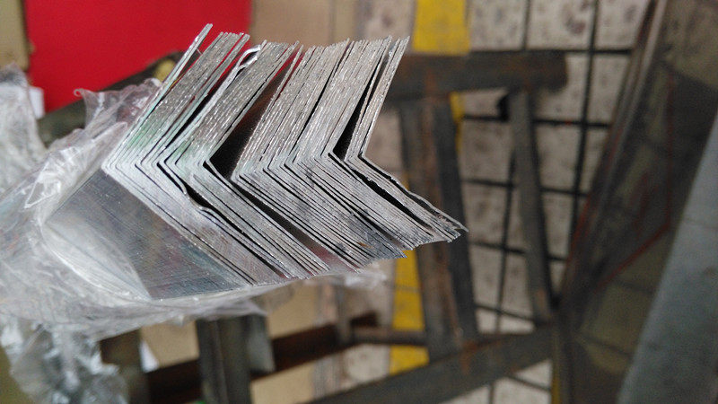 Aluminum corner Aluminum corner light box Aluminum corner Aluminum corner L Aluminum edge Aluminum alloy advertising signs Aluminum edge 3 meters long