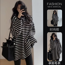 Angel Mommy ~ Spring and Autumn maternity wear Korean version loose and versatile lazy style soft and waxy mid-length striped sweater for women