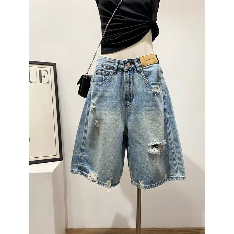 Plus-Size Ripped A-Line Denim Shorts for Women, Summer, Vintage American Style, High-Waisted, Straight-Leg, Wide-Leg Mid-Length Pants Plus-Size Ripped A-Line Denim Shorts for Women, Summer, Vintage American Style, High-Waisted, Straight-Leg, Wide-Leg Mid-Length Pants