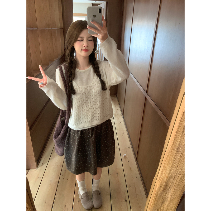 Aaaaman Korean-Style Versatile Retro Floral A-Line Skirt, Puffy Skirt, Velvet Autumn and Winter Casual Floral Skirt Aaaaman Korean-Style Versatile Retro Floral A-Line Skirt, Puffy Skirt, Velvet Autumn and Winter Casual Floral Skirt