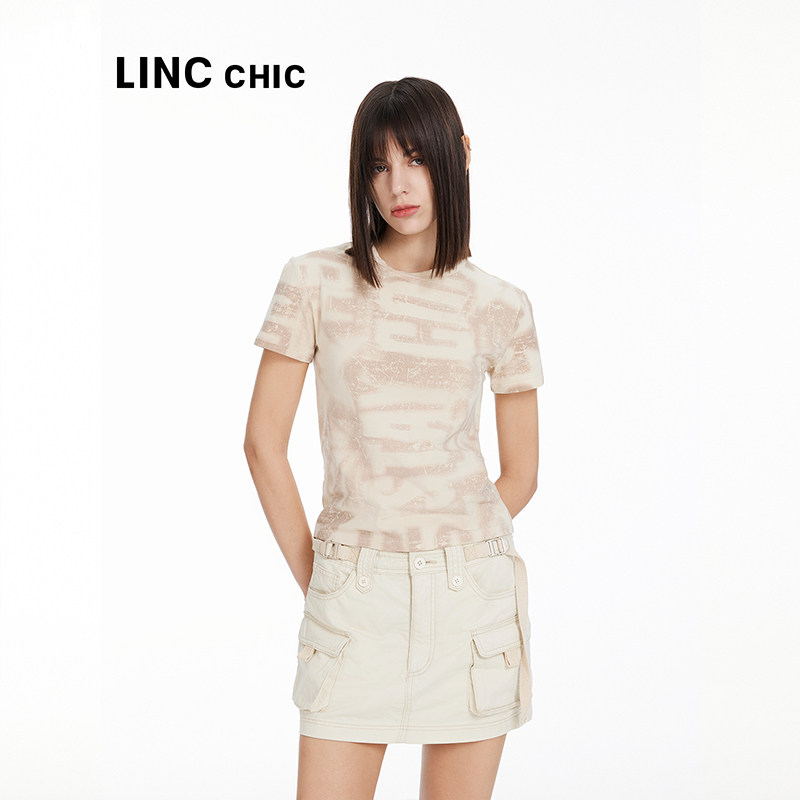 LINCCHIC金羽杰2024年夏季新品字母印花短袖圆领T恤女S242FK360