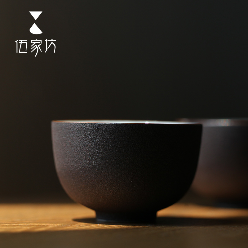 The Wu family fang kung fu tea cup single CPU master cup ceramic sample tea cup Japanese small cup coarse pottery bowl with restoring ancient ways