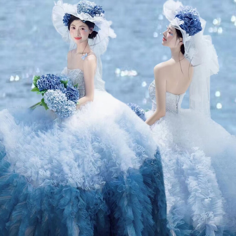 New Theme Wedding Dress, Retro Blue Dreamy Gradient Outdoor Travel Photography, Seaside Couple Art Photo Shoot Dress