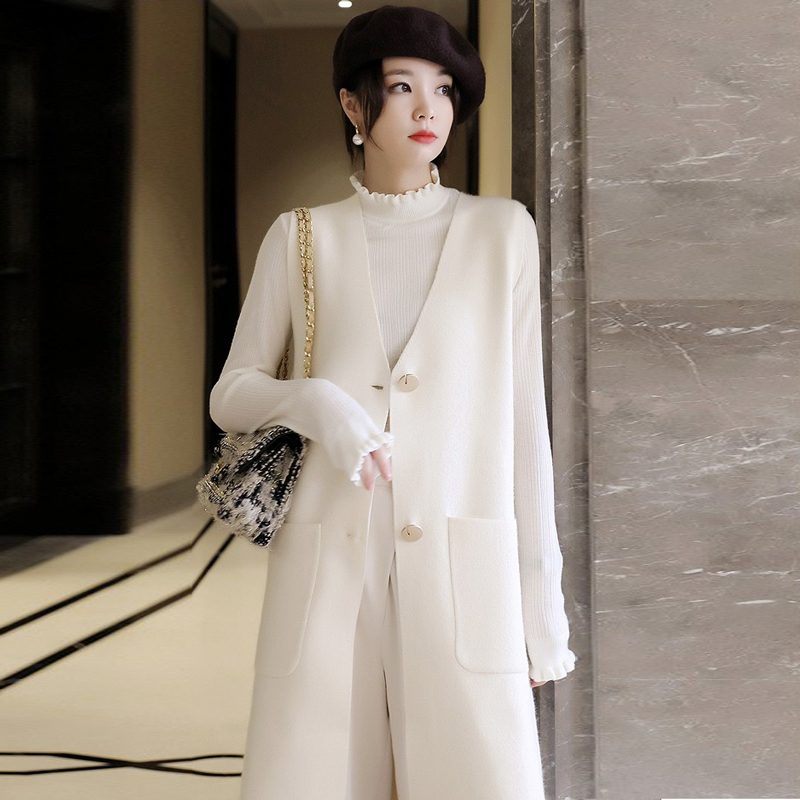 High-Quality Knitted 100% Wool Cardigan Vest, V-Neck, Sleeveless, Loose, Korean Mid-Length, Solid Color Cashmere High-Quality Knitted 100% Wool Cardigan Vest, V-Neck, Sleeveless, Loose, Korean Mid-Length, Solid Color Cashmere