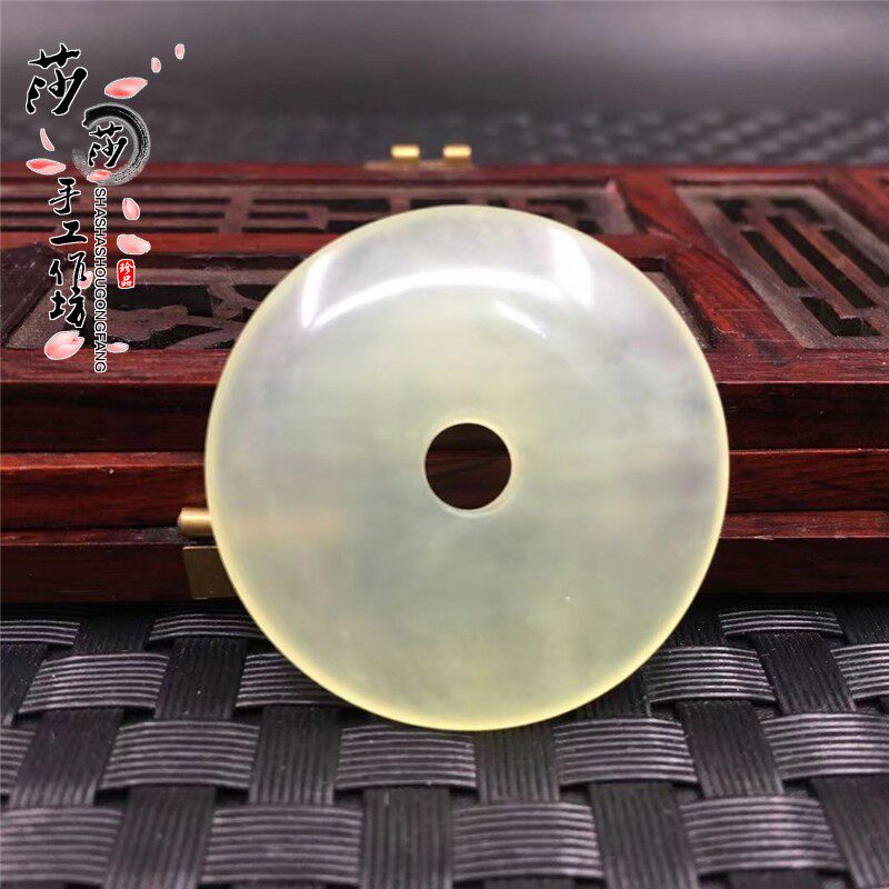 Xiu jade Ping An buckle pendant pendant pendant jade Pei handlebar piece auto pendant sweater necklace waist peestream Susu ornament male and female