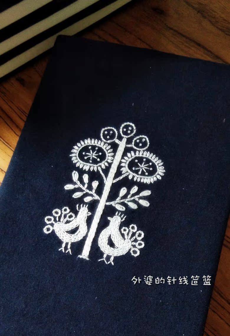 Lucky Bean原创刺绣书衣：手工美学与实用主义的完美融合