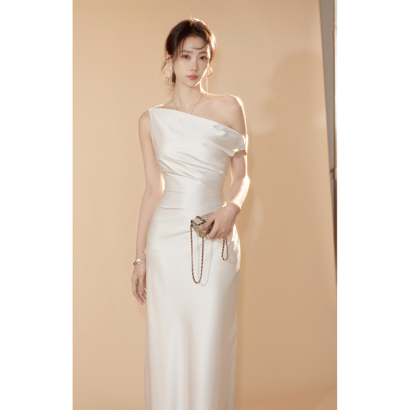 French-Style Off-The-Shoulder Satin White Dress, Sexy Little Dress with a Cinched Waist and Fishtail Hem for Women