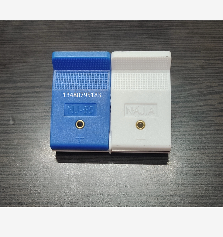 Cabinet polymer lithium battery fixture 65 wide battery detection cabinet fixture 10A into cabinet fixture