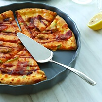 Cosmopolitan cake shovel pizza shovel triangular shovel cake shovel baking shovel tool foreign trade export to Germany