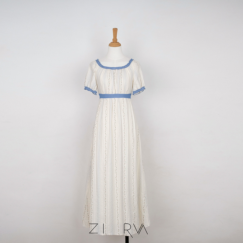 Restocking! Zirun Designer Brand 26Ss'Flower' French Retro Cotton and Linen Embroidered Imperial Dress Restocking! Zirun Designer Brand 26Ss'Flower' French Retro Cotton and Linen Embroidered Imperial Dress