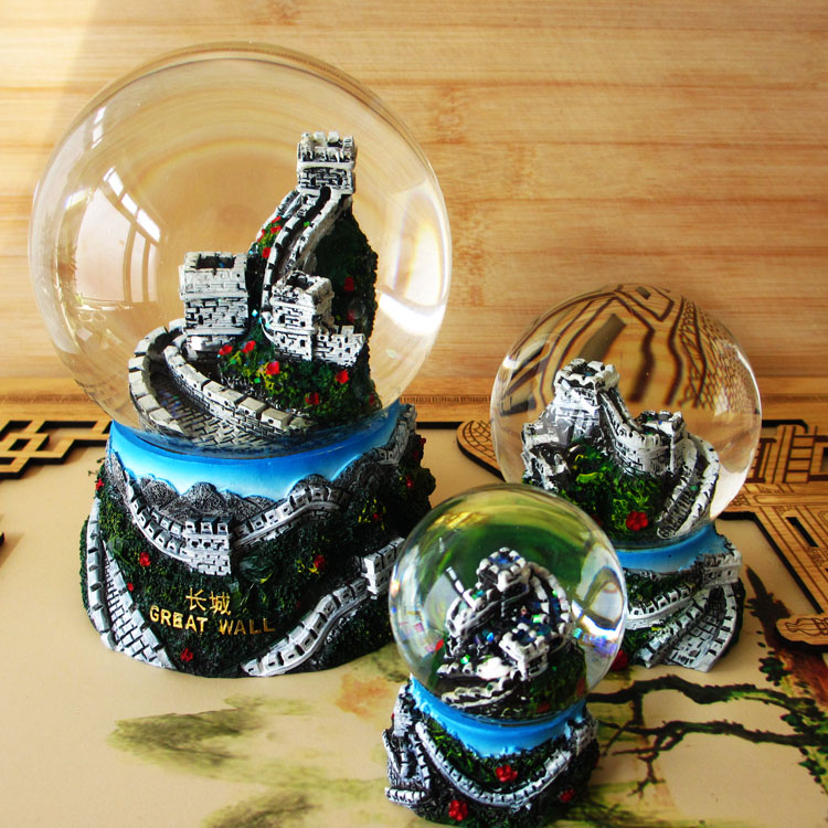 Beijing Great Wall Tourism Memorabilia Great Wall Water Crystal Ball Swing Piece Gift Jiao to send old foreign gifts